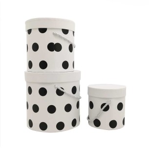 SET 3 SCATOLE BIANCHE POIS NERI grande 18 h17.5 small 12 h12.5 2