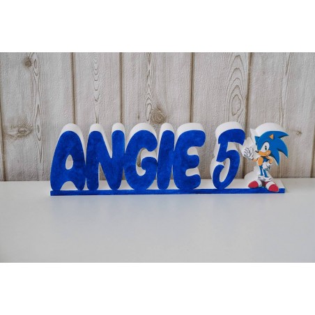 Nome in polistirolo + personaggio "Sonic"