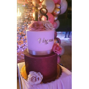 Torta in gomma eva e fiori 18 anni